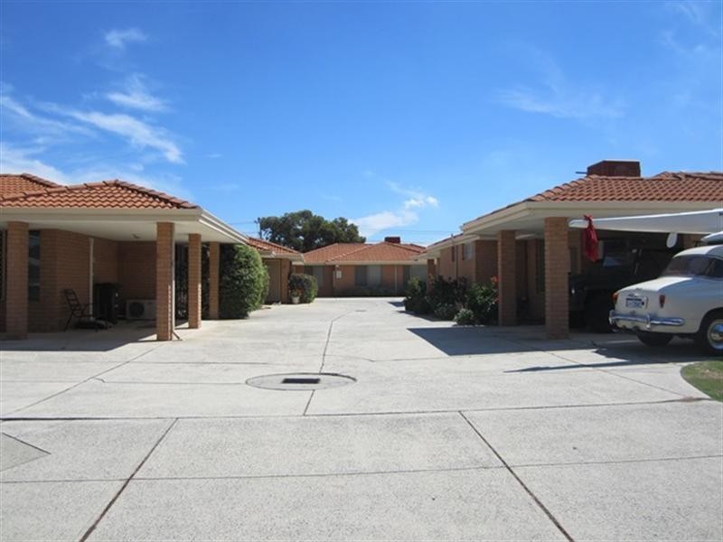 10/1 Park Road, Midvale WA 6056