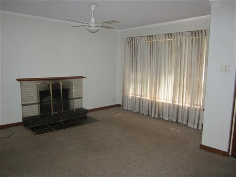 5 Hamilton Terrace, Greenmount WA 6056