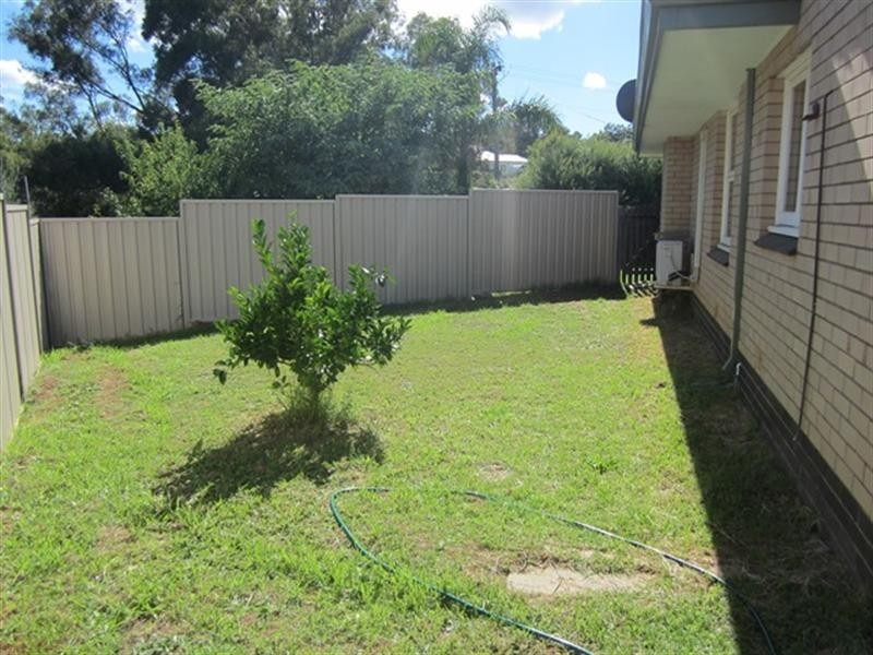 5 Hamilton Terrace, Greenmount WA 6056