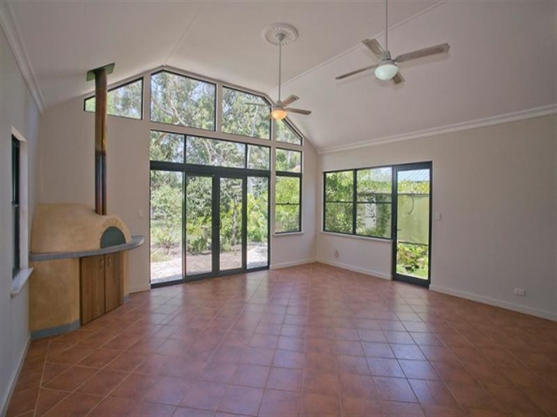 10 Christina Street, Hazelmere WA 6055