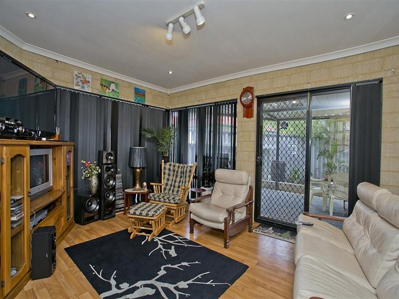 4 Altai Dale, Stratton WA 6056