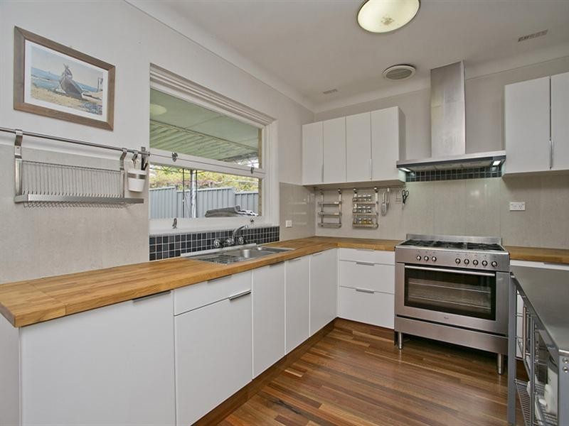 16 Hanlon Street, Hamilton Hill WA 6163