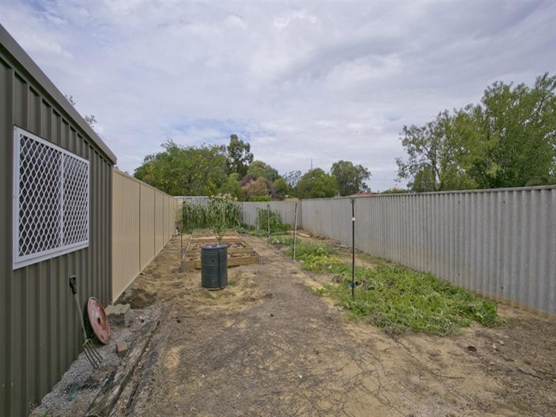 20 Christina Street, Hazelmere WA 6055