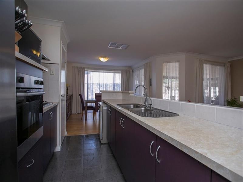 19 De Grey Retreat, Jane Brook WA 6056