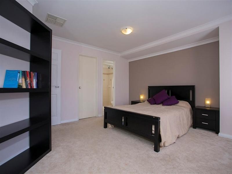 19 De Grey Retreat, Jane Brook WA 6056