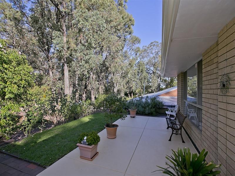 14 Hardey Road, Glen Forrest WA 6071