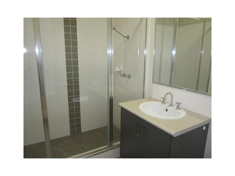 2/24 Cope Street, Midland WA 6056
