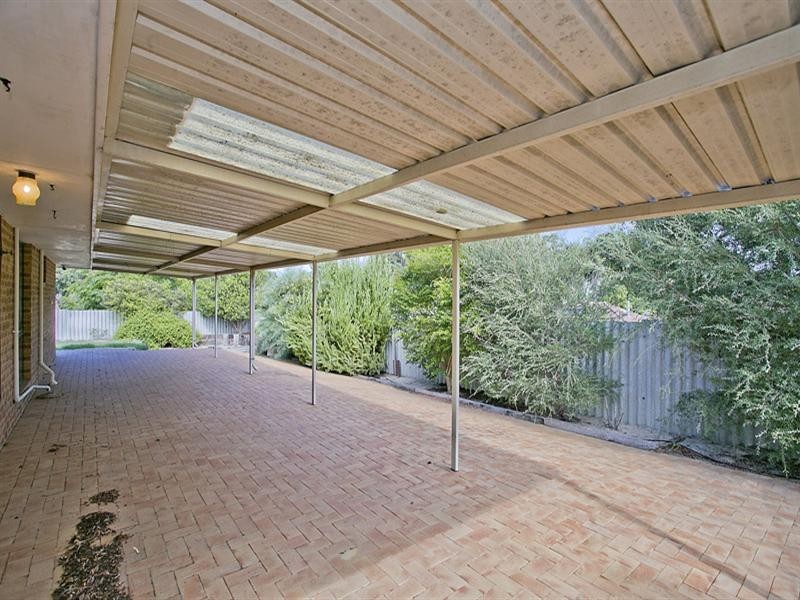 220a Blackadder Road, Swan View WA 6056