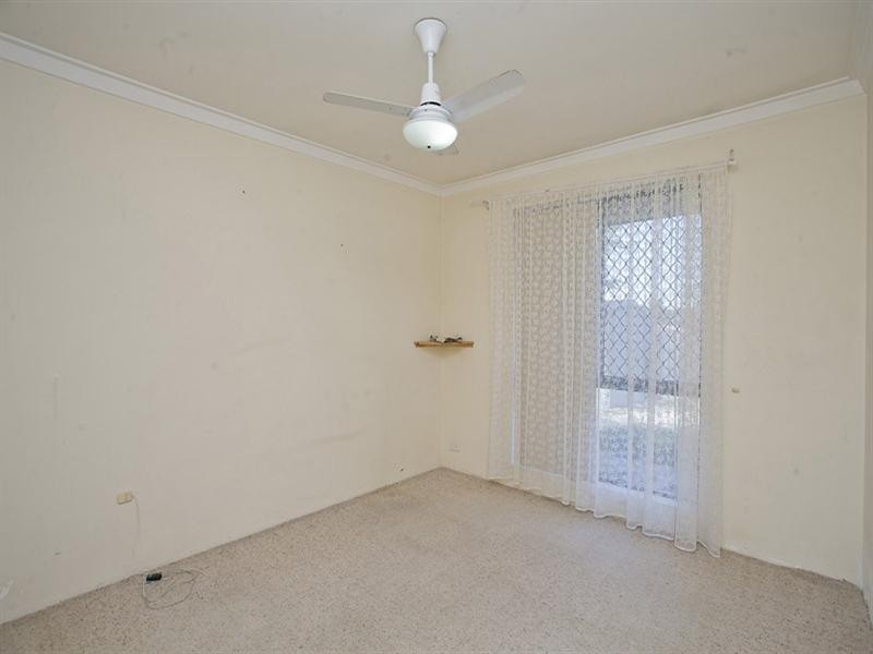 220a Blackadder Road, Swan View WA 6056