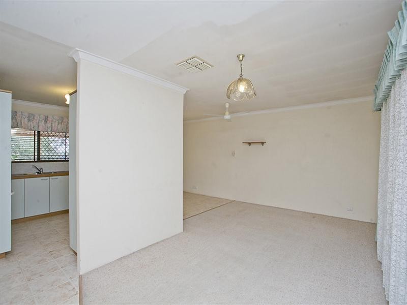 220a Blackadder Road, Swan View WA 6056