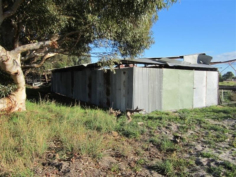 60 Gugeri Road, Middle Swan WA 6056