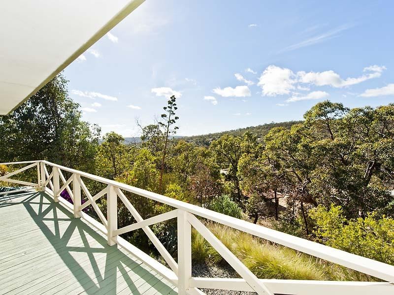 2 Sunset Hill Road, Swan View WA 6056
