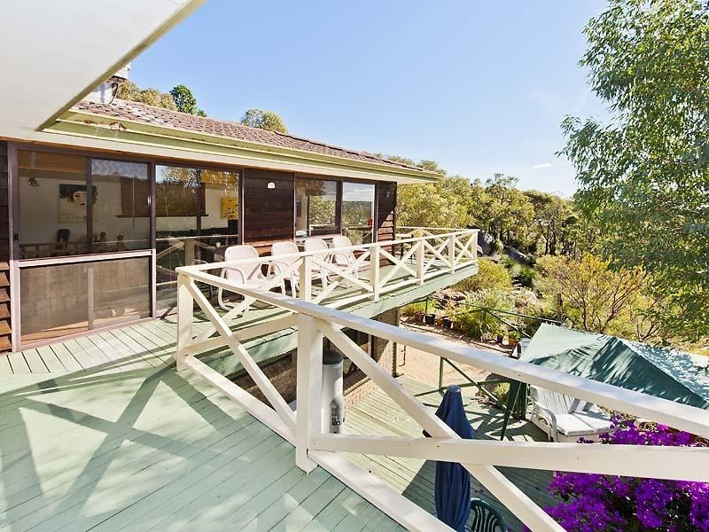 2 Sunset Hill Road, Swan View WA 6056