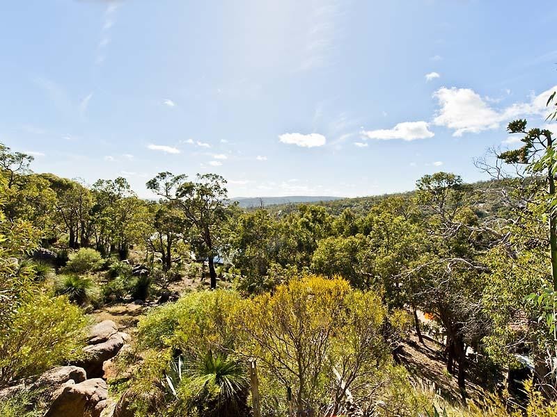 2 Sunset Hill Road, Swan View WA 6056