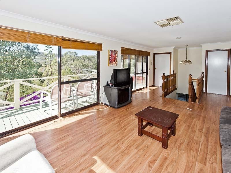 2 Sunset Hill Road, Swan View WA 6056