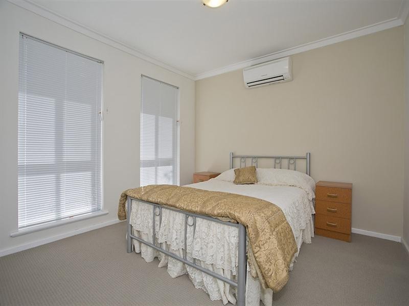 8 Gumnut Close, Swan View WA 6056