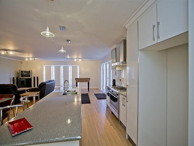 8 Gumnut Close, Swan View WA 6056