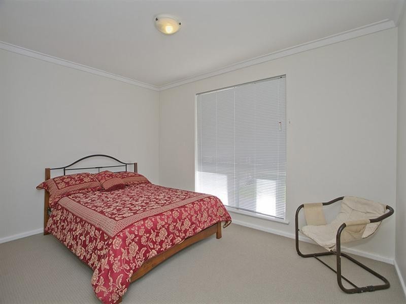 8 Gumnut Close, Swan View WA 6056