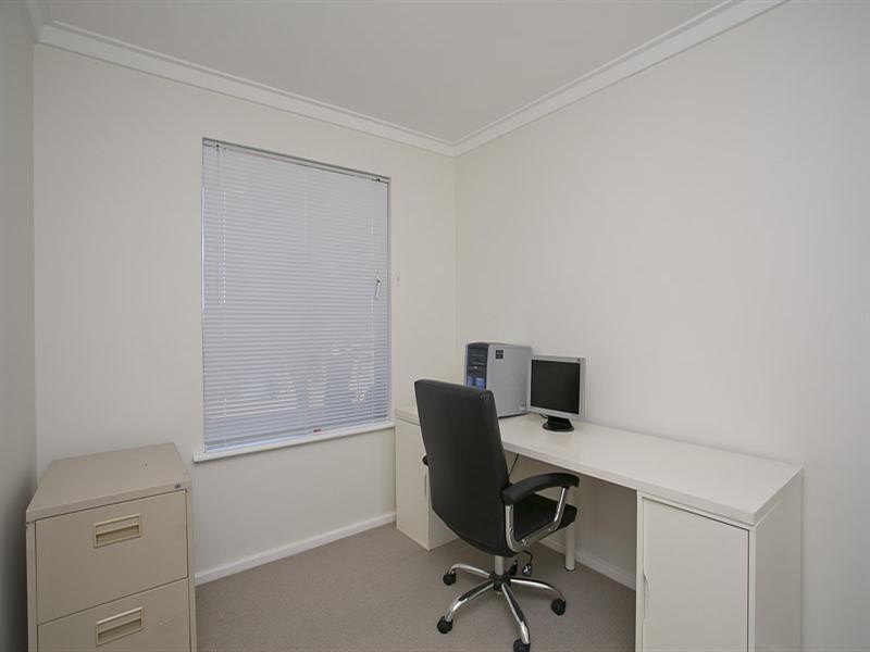 8 Gumnut Close, Swan View WA 6056