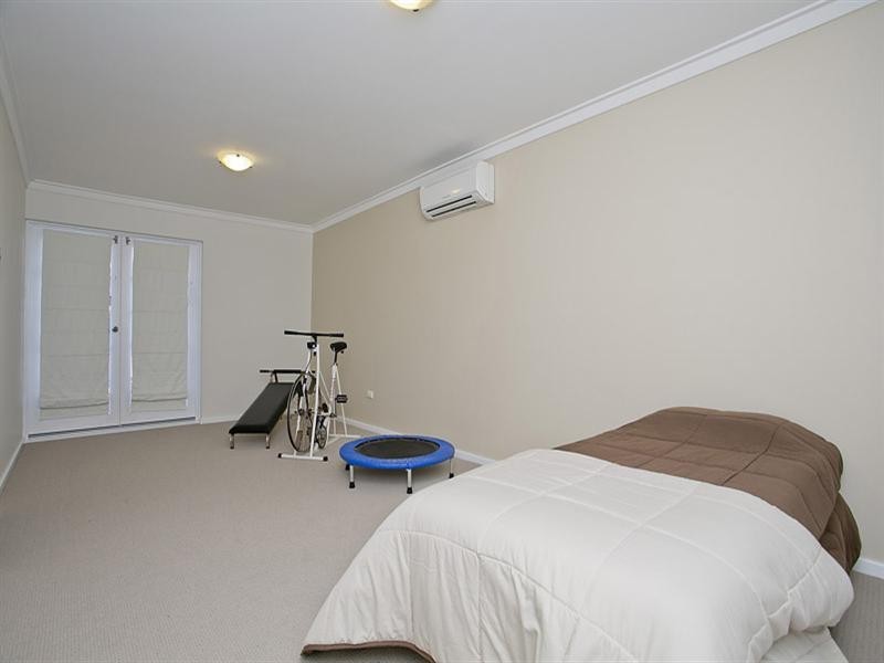 8 Gumnut Close, Swan View WA 6056