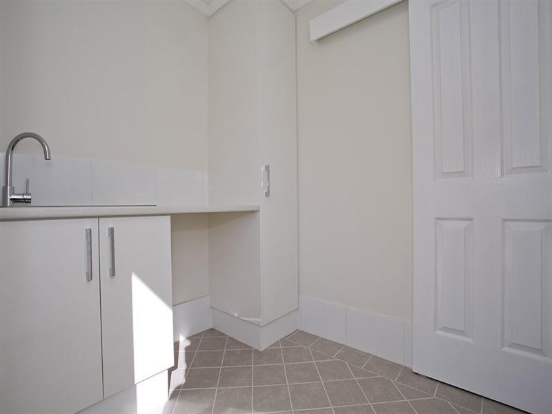 8 Gumnut Close, Swan View WA 6056