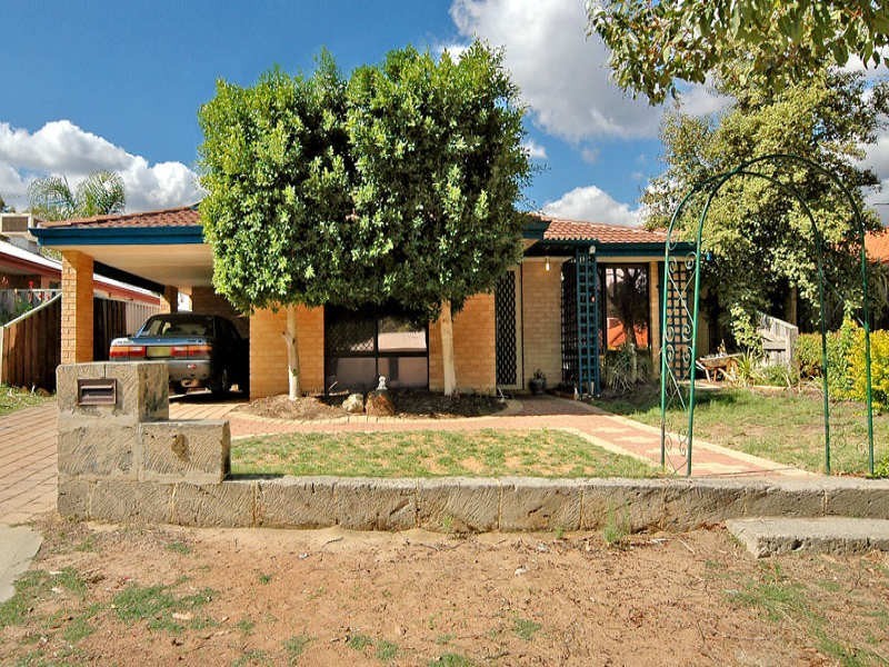 4 Hindoo Elbow, Stratton WA 6056