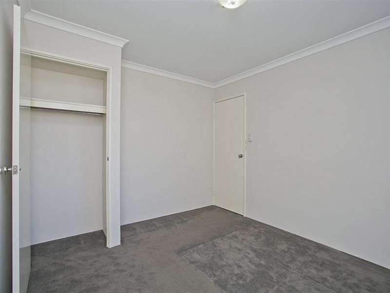 98 Barbarossa Drive, Caversham WA 6055