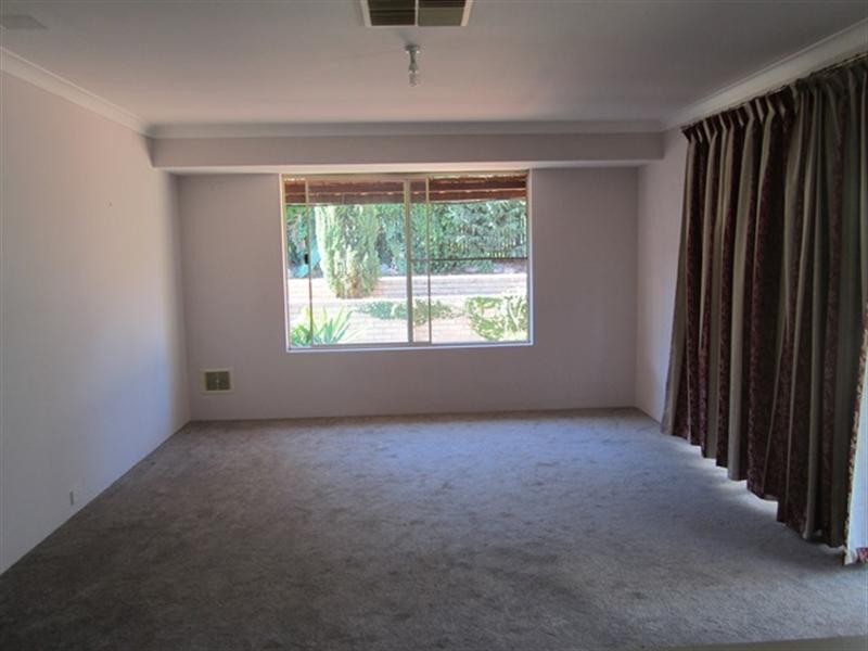 106 Talbot Road, Swan View WA 6056