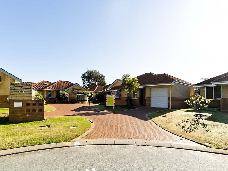 2/4 Norn Close, South Guildford WA 6055