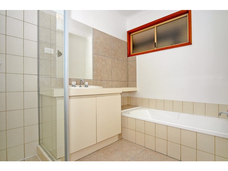 4 Darkan Street, Mundaring WA 6073