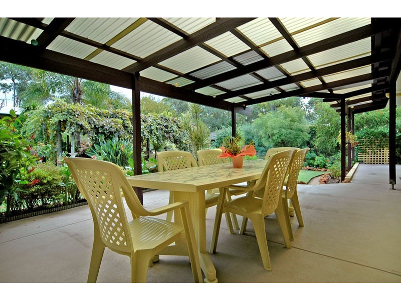 4 Darkan Street, Mundaring WA 6073