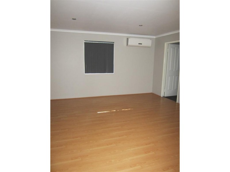 3 Jarril Place, Koongamia WA 6056