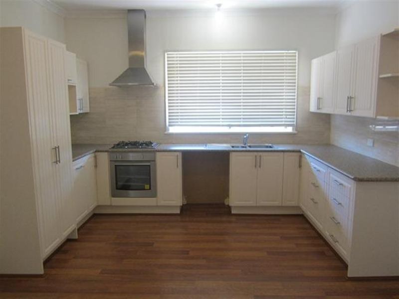196 Haddrill Road, Baskerville WA 6056