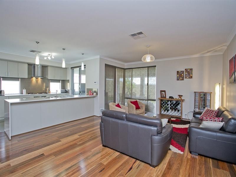 148 West Parade, South Guildford WA 6055