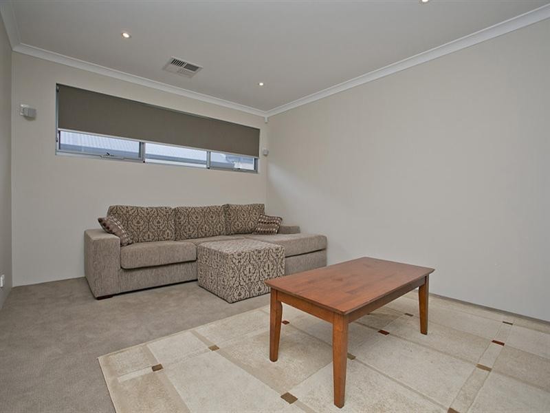 148 West Parade, South Guildford WA 6055