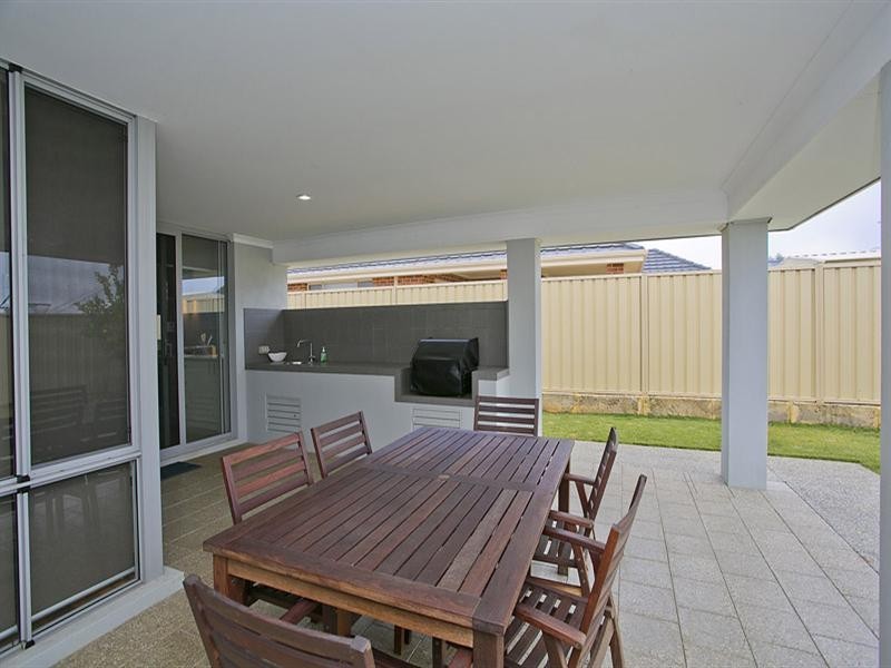 148 West Parade, South Guildford WA 6055