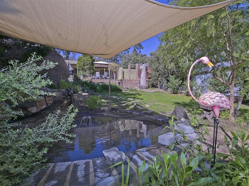 22 Wooloomooloo Road, Greenmount WA 6056