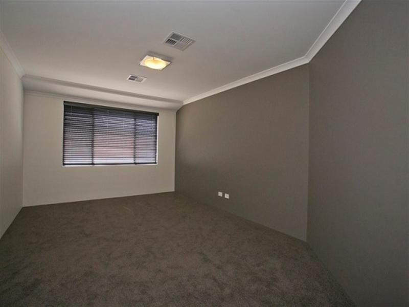 30 Millot Vista, Caversham WA 6055