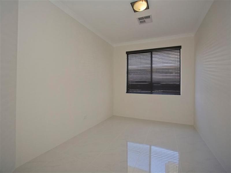 30 Millot Vista, Caversham WA 6055