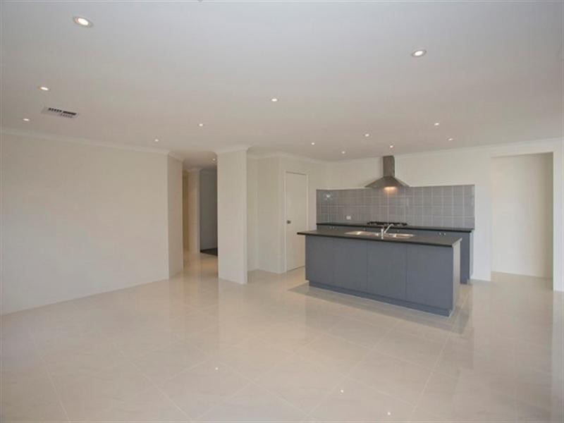 30 Millot Vista, Caversham WA 6055