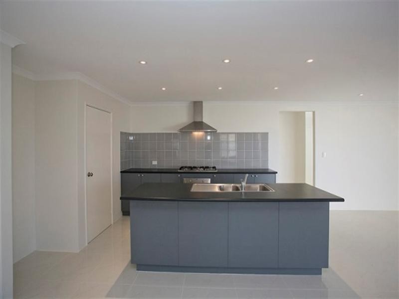 30 Millot Vista, Caversham WA 6055