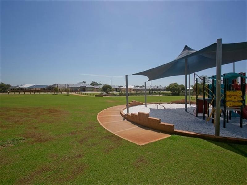 30 Millot Vista, Caversham WA 6055