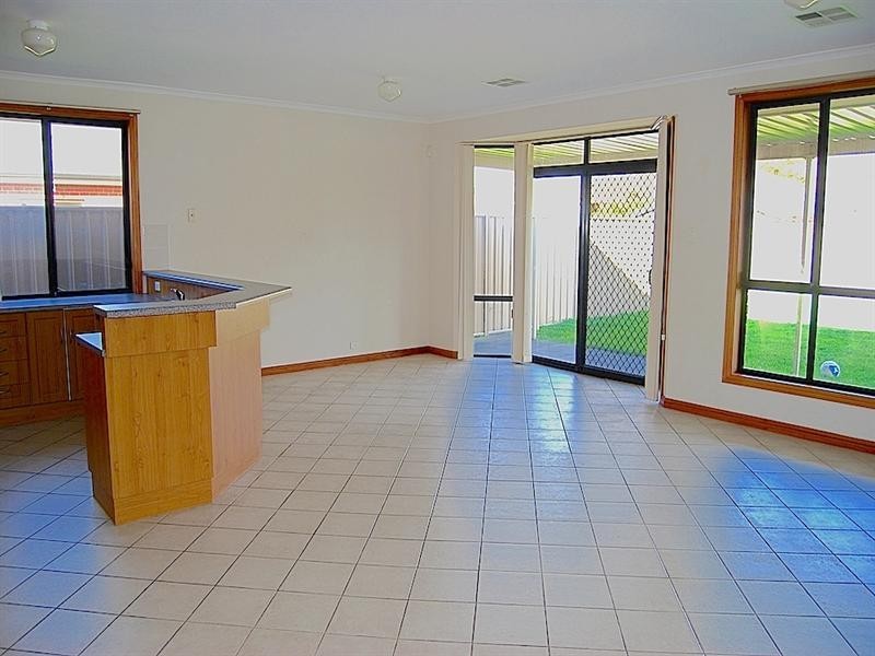 6 South Parade, Seaton SA 5023