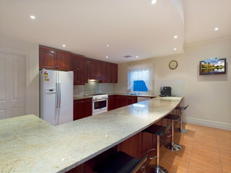 28 Glenford Avenue, Myrtle Bank SA 5064