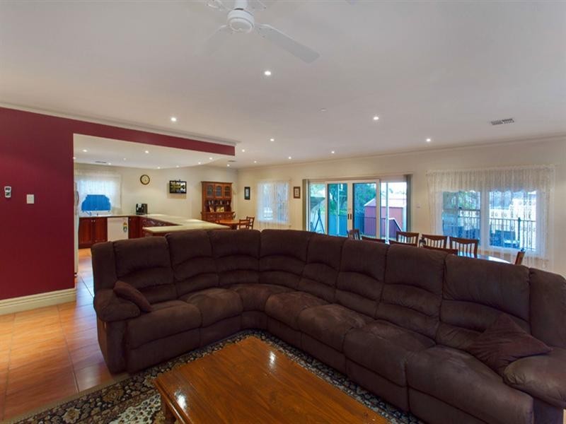 28 Glenford Avenue, Myrtle Bank SA 5064