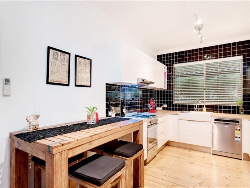 9A Torrens Street, Torrensville SA 5031