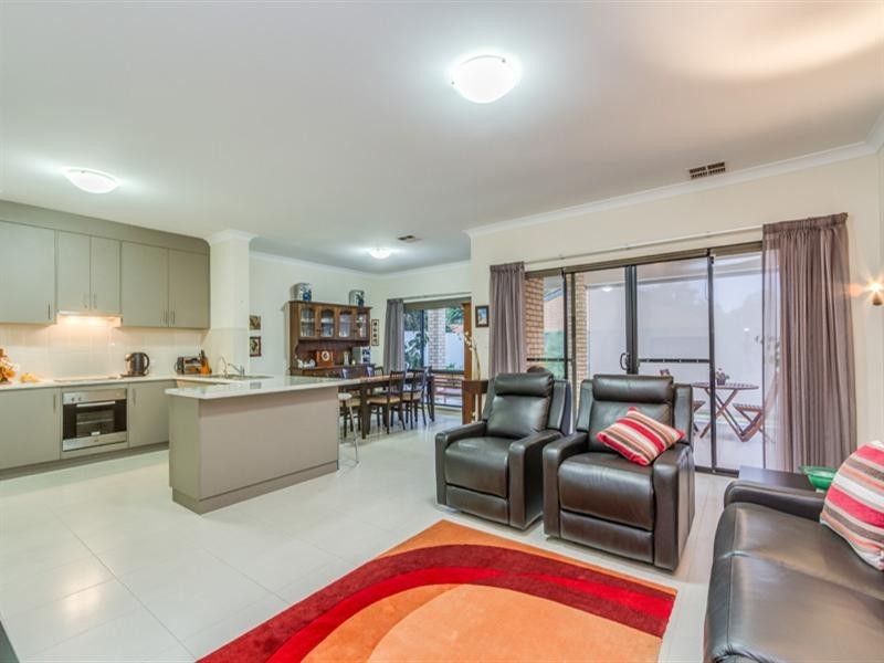 9 Adele Avenue, Grange SA 5022