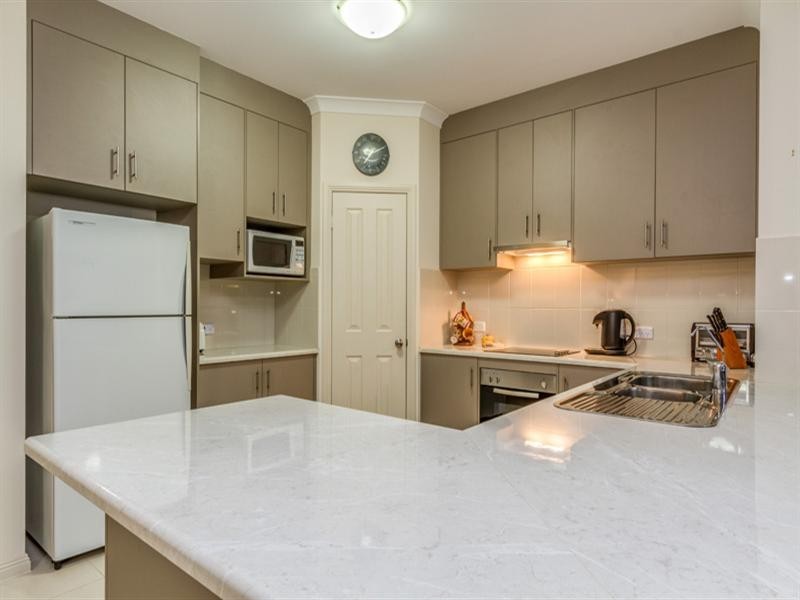 9 Adele Avenue, Grange SA 5022