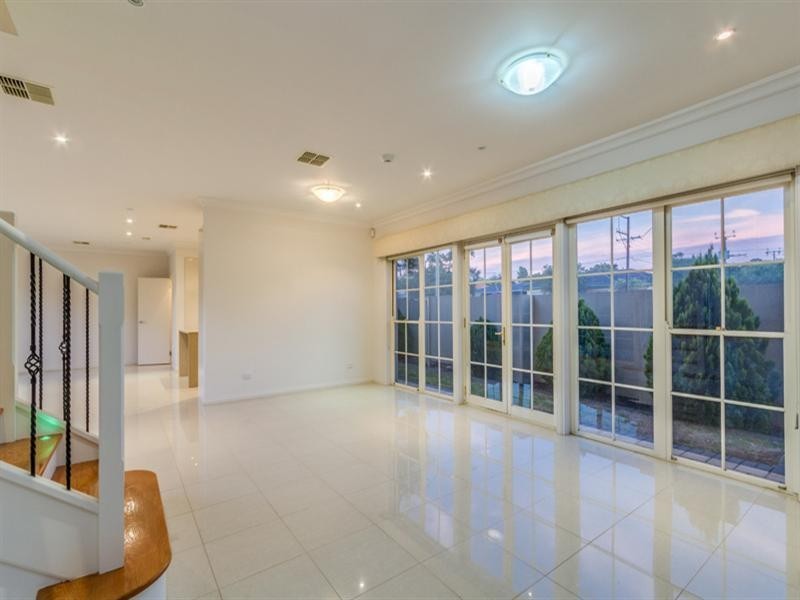 14 Clisby Street, Vale Park SA 5081