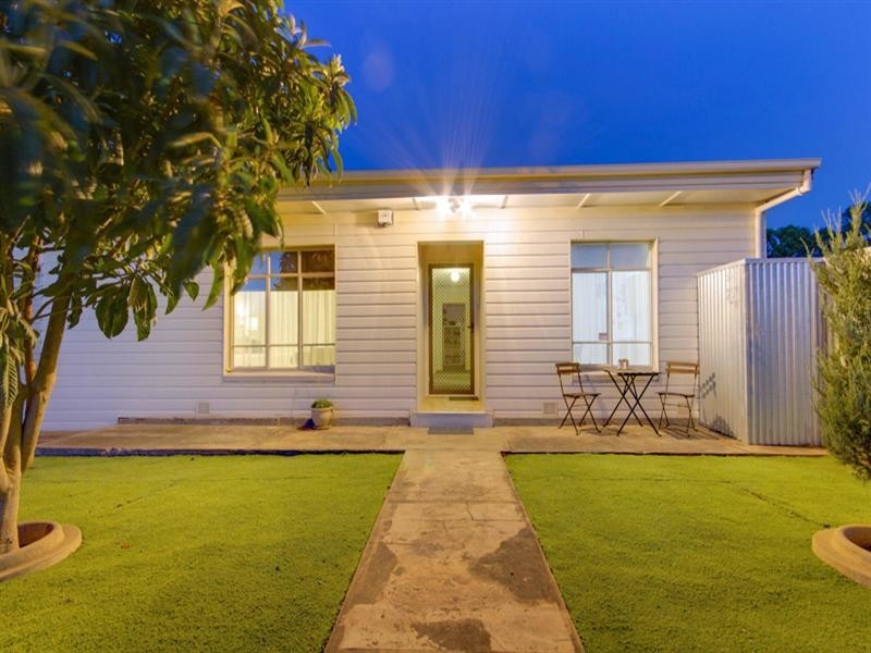 4 Parkin Street, Dry Creek SA 5094